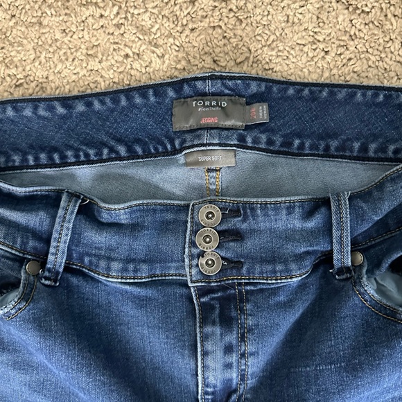 TORRID JEGGING - Picture 3 of 4